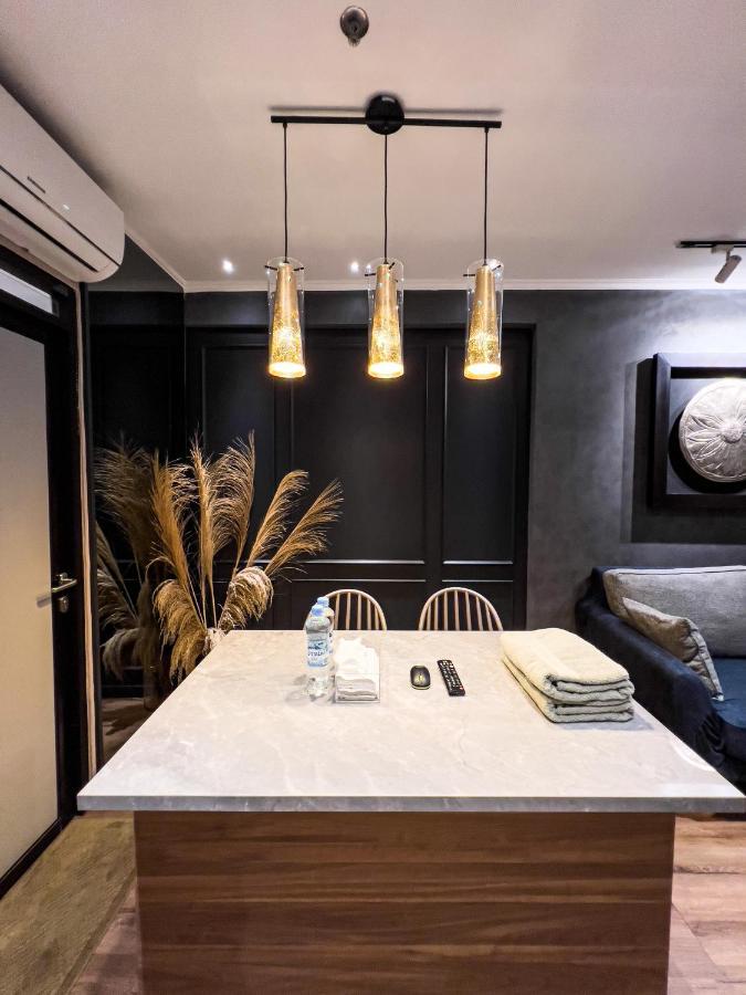 R30 Apartemen Gateway Pasteur 2Br Daymentroom Bandung Esterno foto
